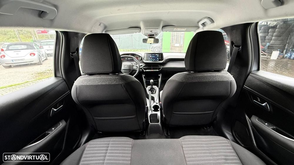 Peugeot 208 1.2 PureTech Active Pack - 28