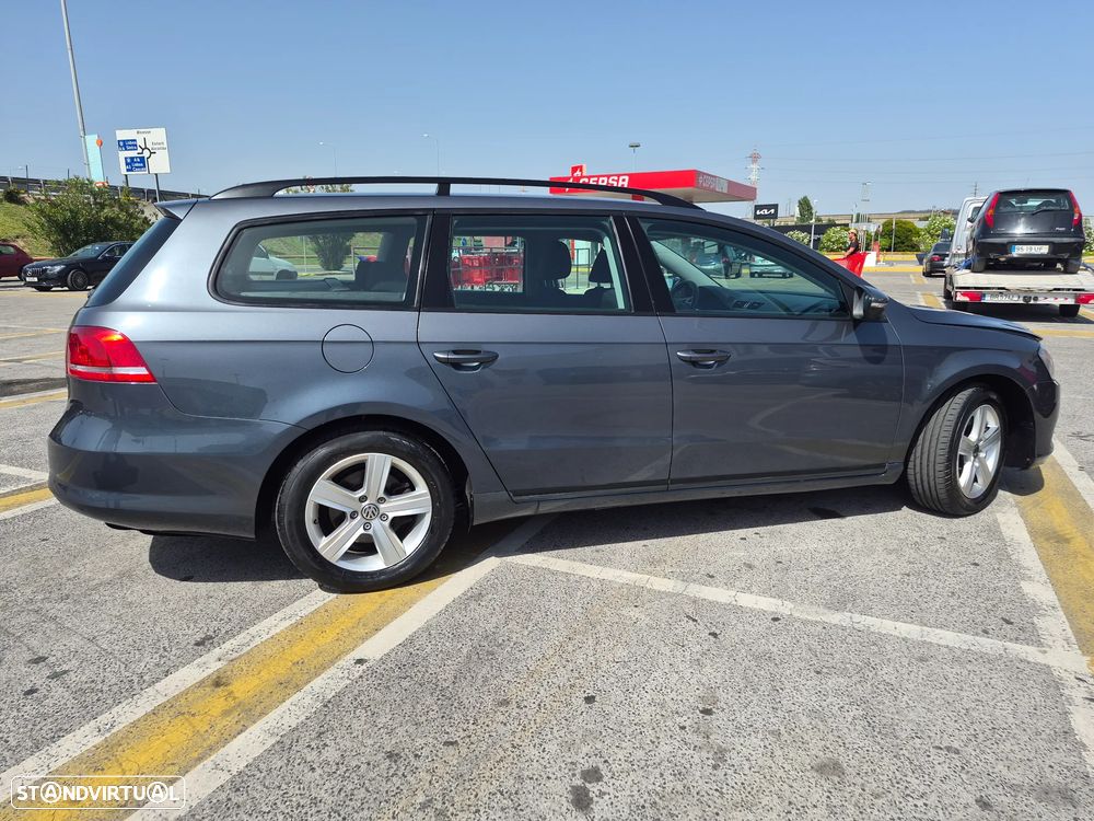 VW Passat Variant 1.6 TDI BlueMotion - 8