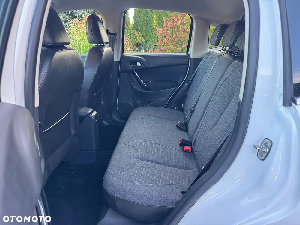 Citroën C3 e-HDi 70 EGS Selection - 27
