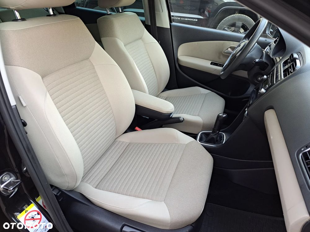 Volkswagen Polo 1.2 Comfortline - 15