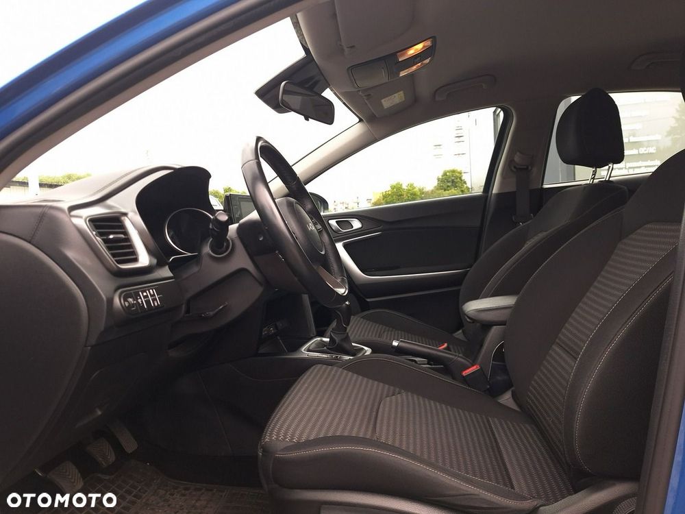 Kia XCeed 1.5 T-GDI M - 11
