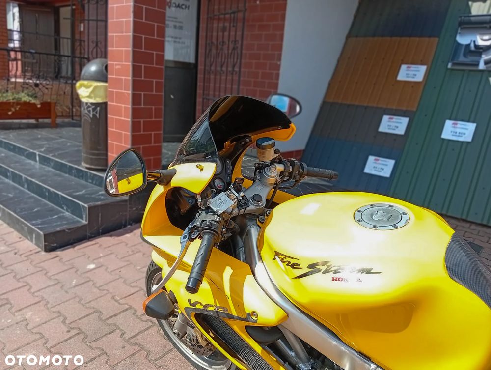 Honda VTR - 10