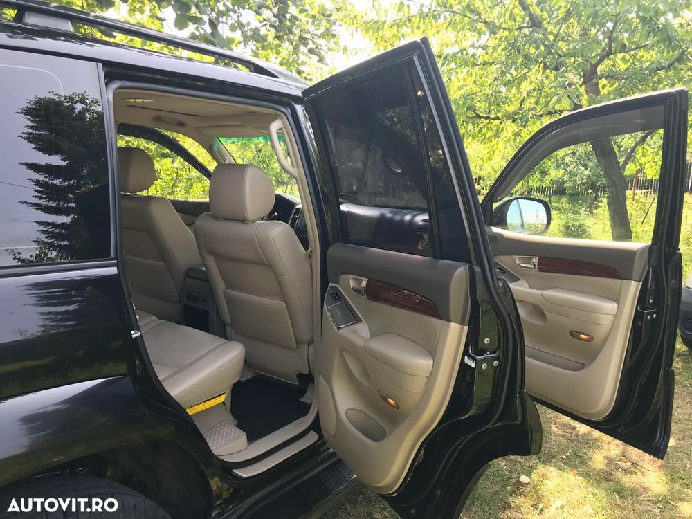 Toyota Land Cruiser 3.0 TD-4D VIP - 12