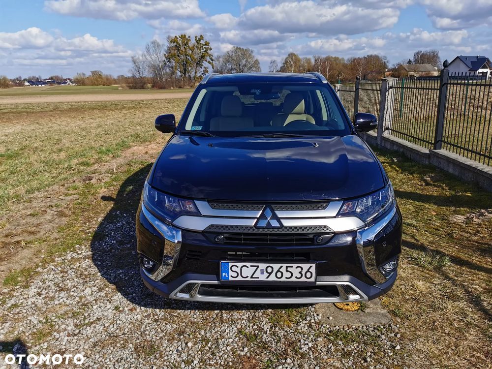 Mitsubishi Outlander 2.0 Intense + Navi 4WD CVT - 6