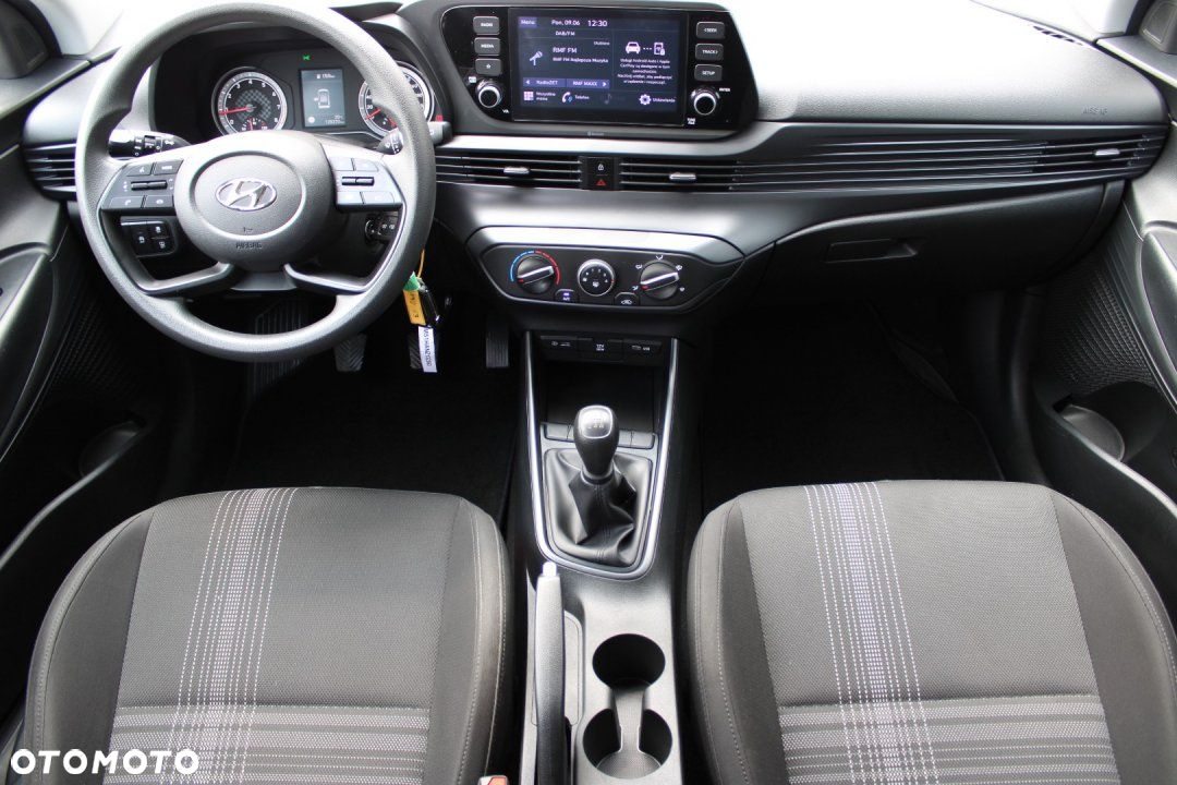 Hyundai i20 - 19