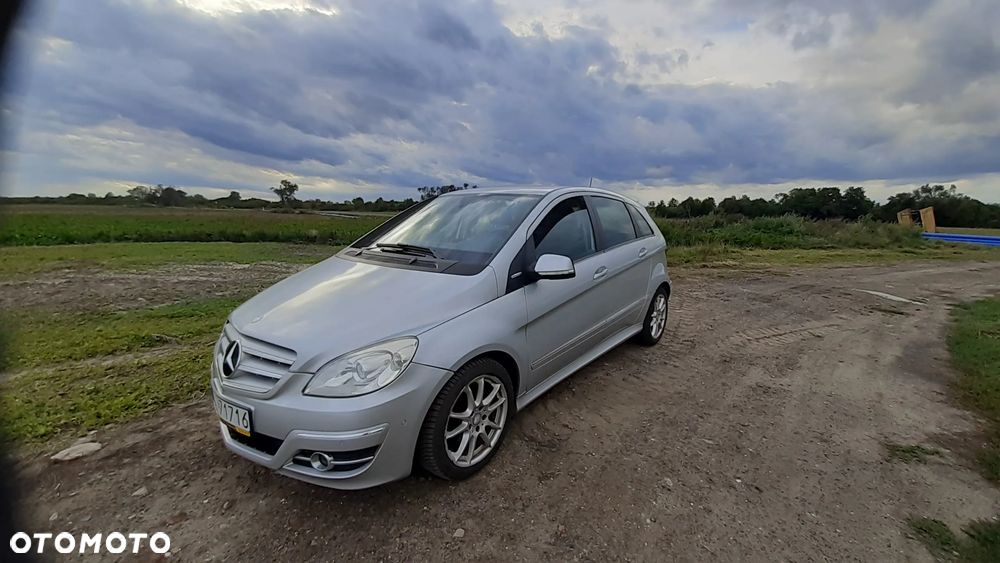 Mercedes-Benz Klasa B 160 BlueEff - 3