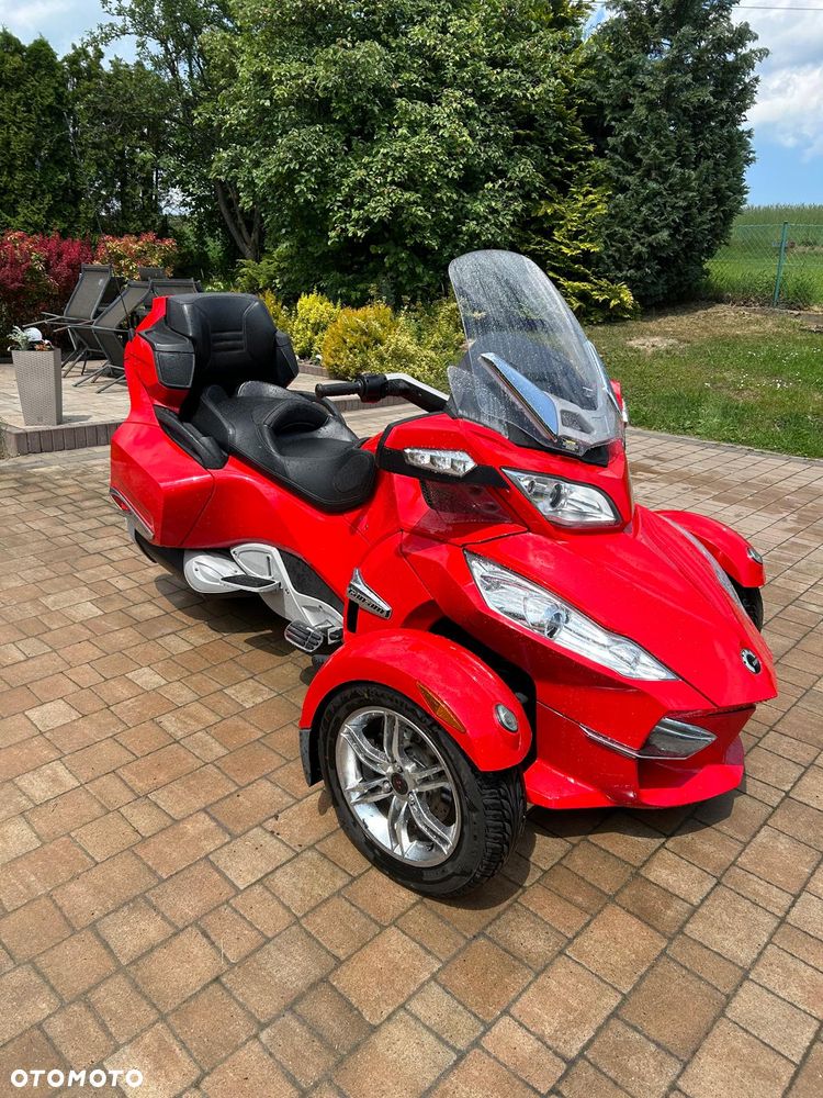 Can-Am Spyder - 14