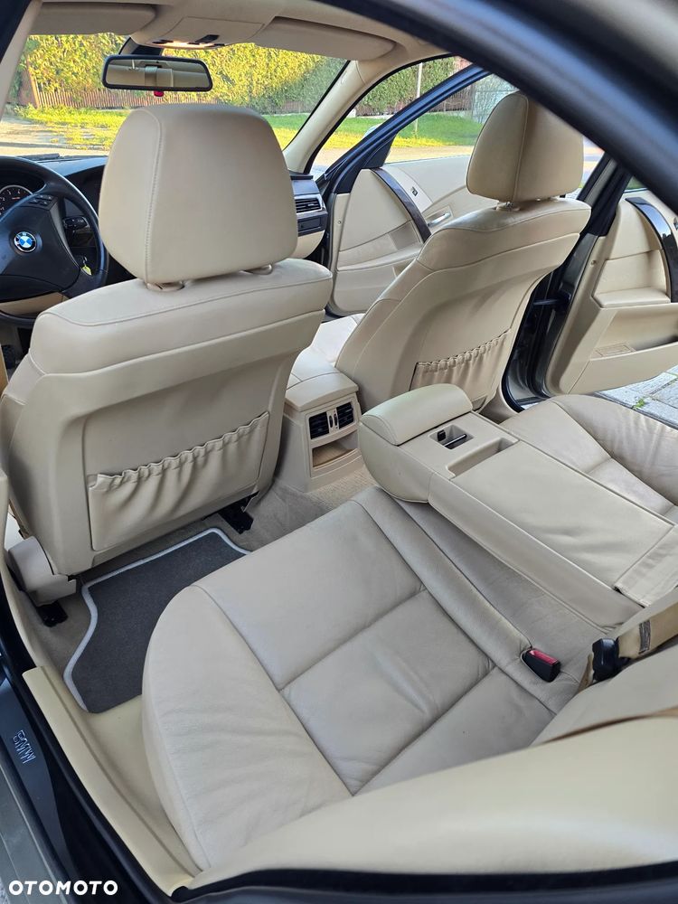 BMW Seria 5 - 21