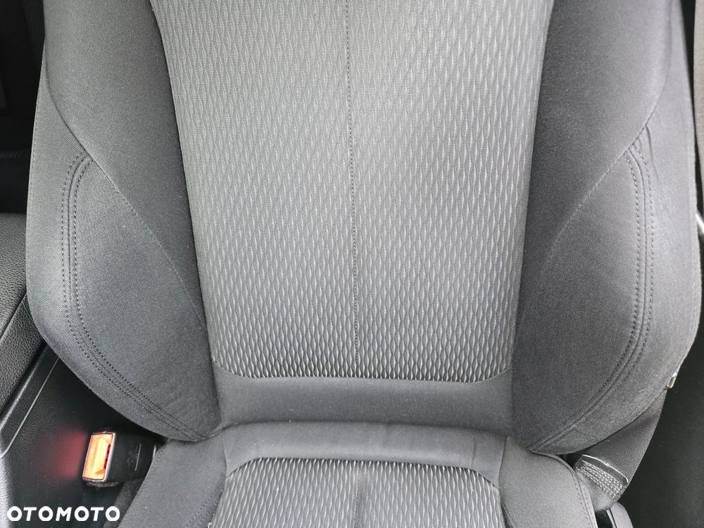 BMW Seria 3 - 17