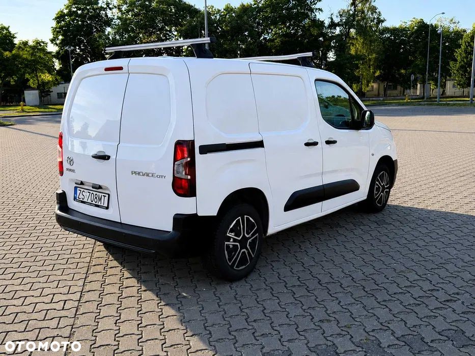 Toyota ProAce Kombi D-4D Compact 2,6t - 3