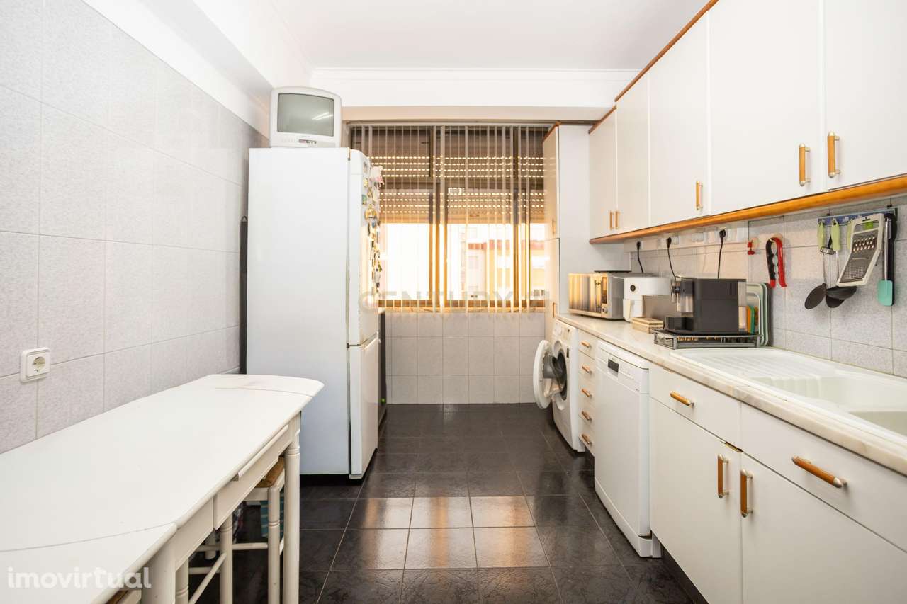 T5 Duplex Amora Seixal, Grandes Áreas, Exposição Solar, Localização, F - Grande imagem: 3/32