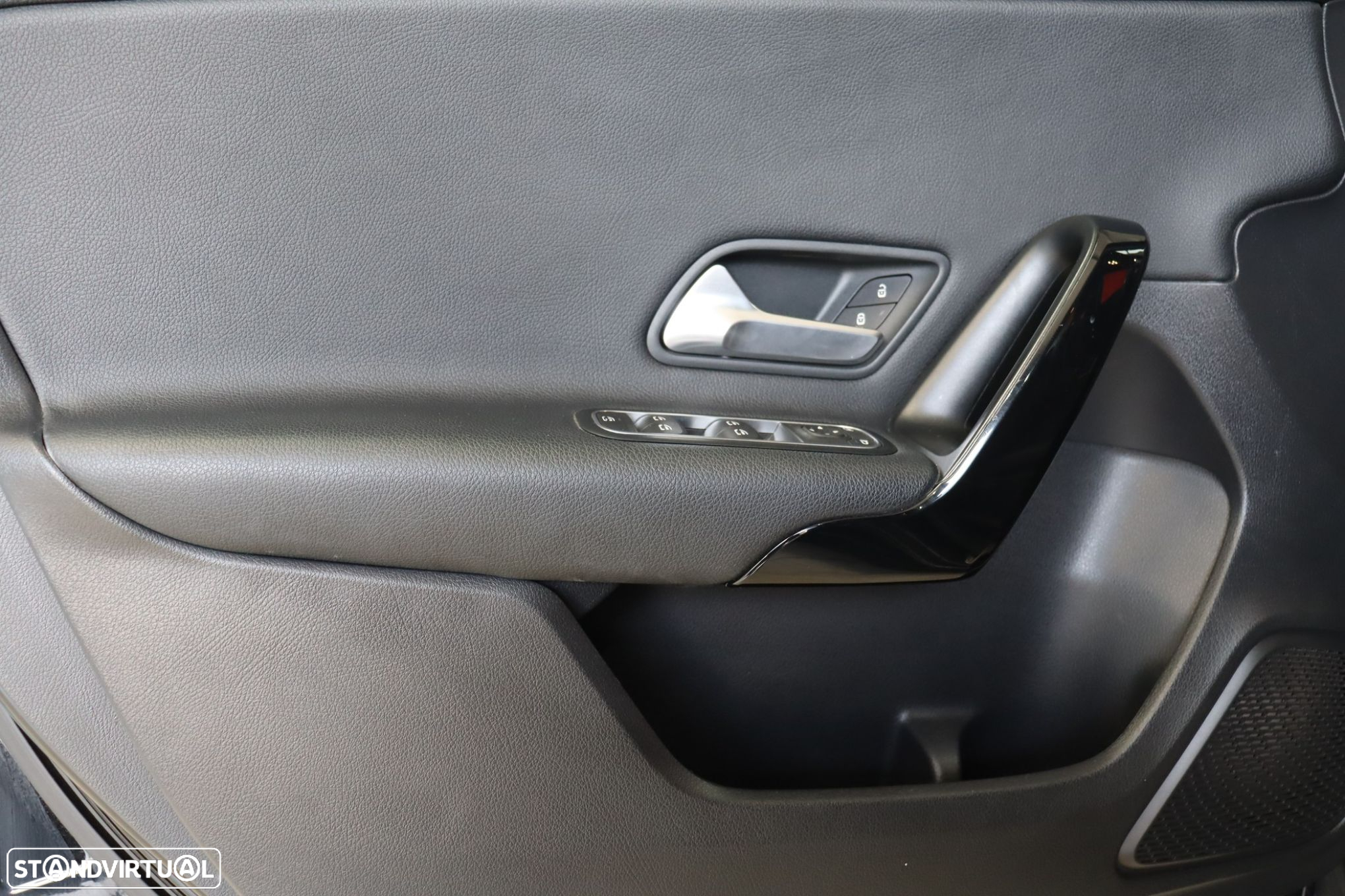 Mercedes-Benz A 180 - 20