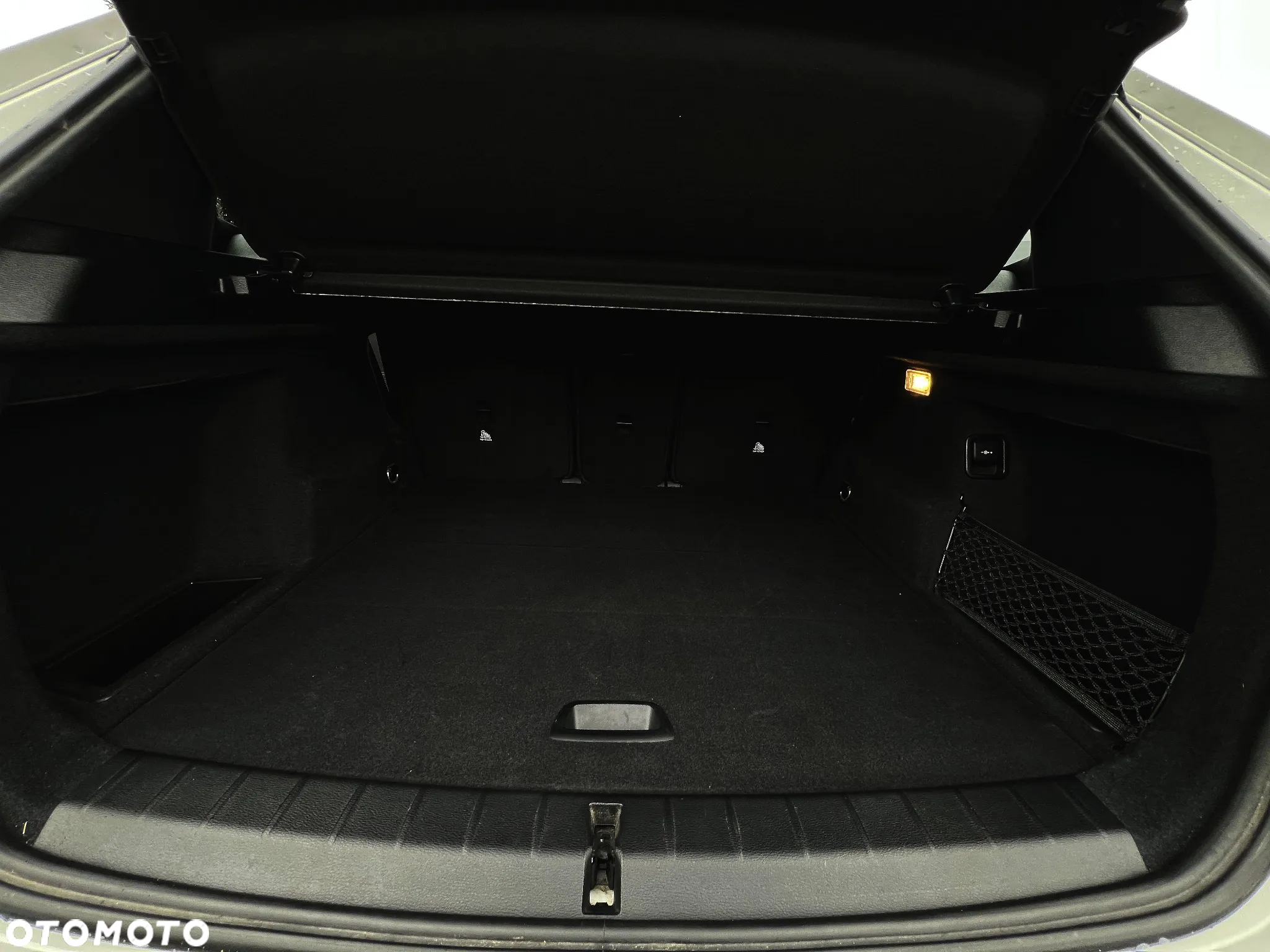 BMW X1 sDrive18d - 23