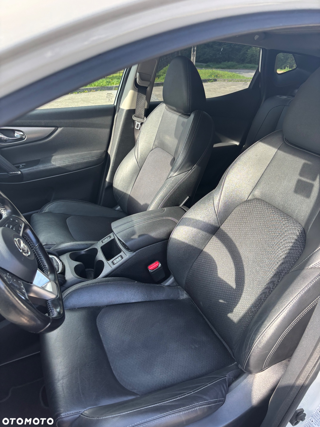 Nissan Qashqai 1.3 DIG-T Tekna+ - 10