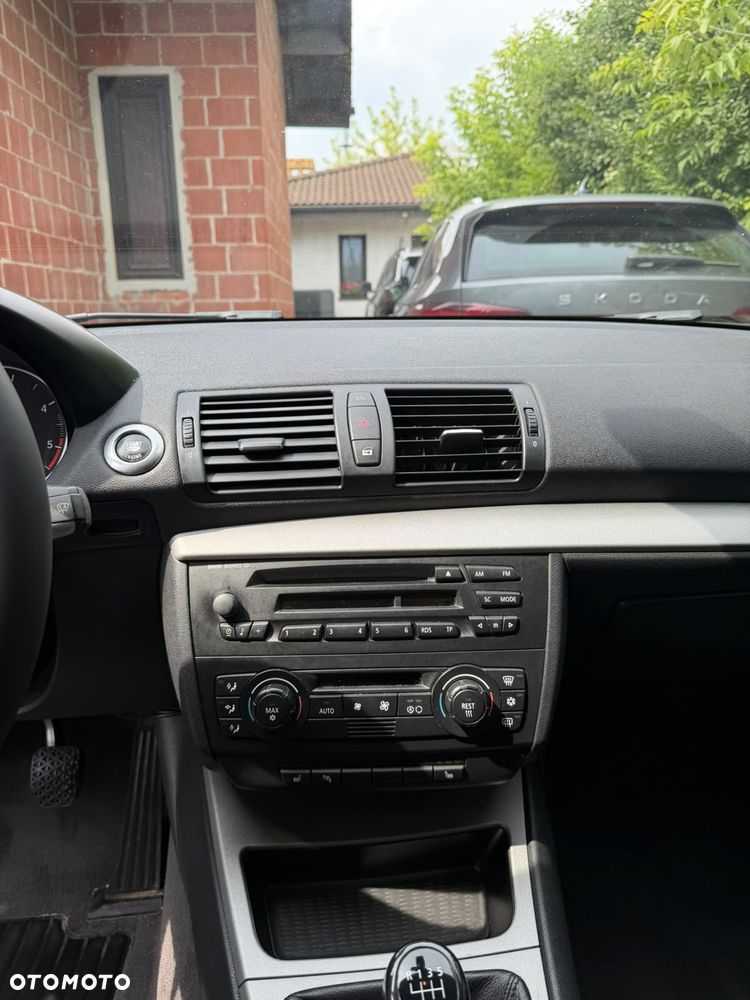BMW Seria 1 - 14