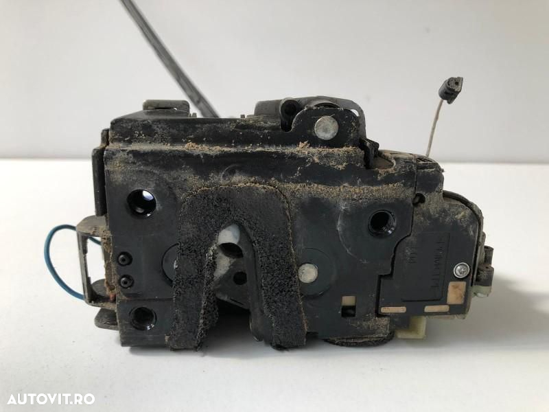 Broasca usa stanga spate 991992-300 Volkswagen VW Polo 4 9N [2001 - 2 - 2