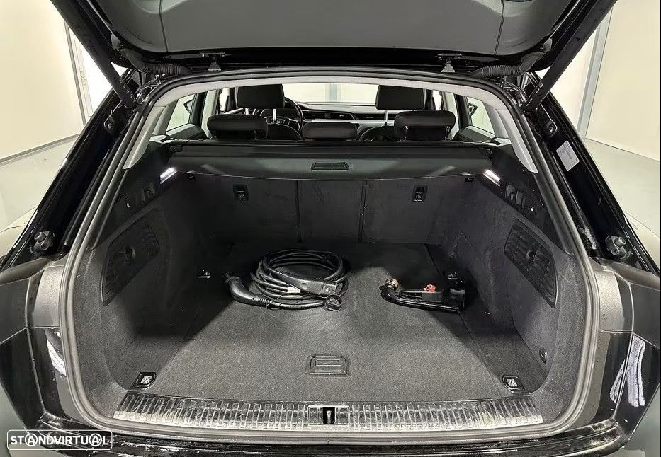 Audi e-tron 50 quattro - 12