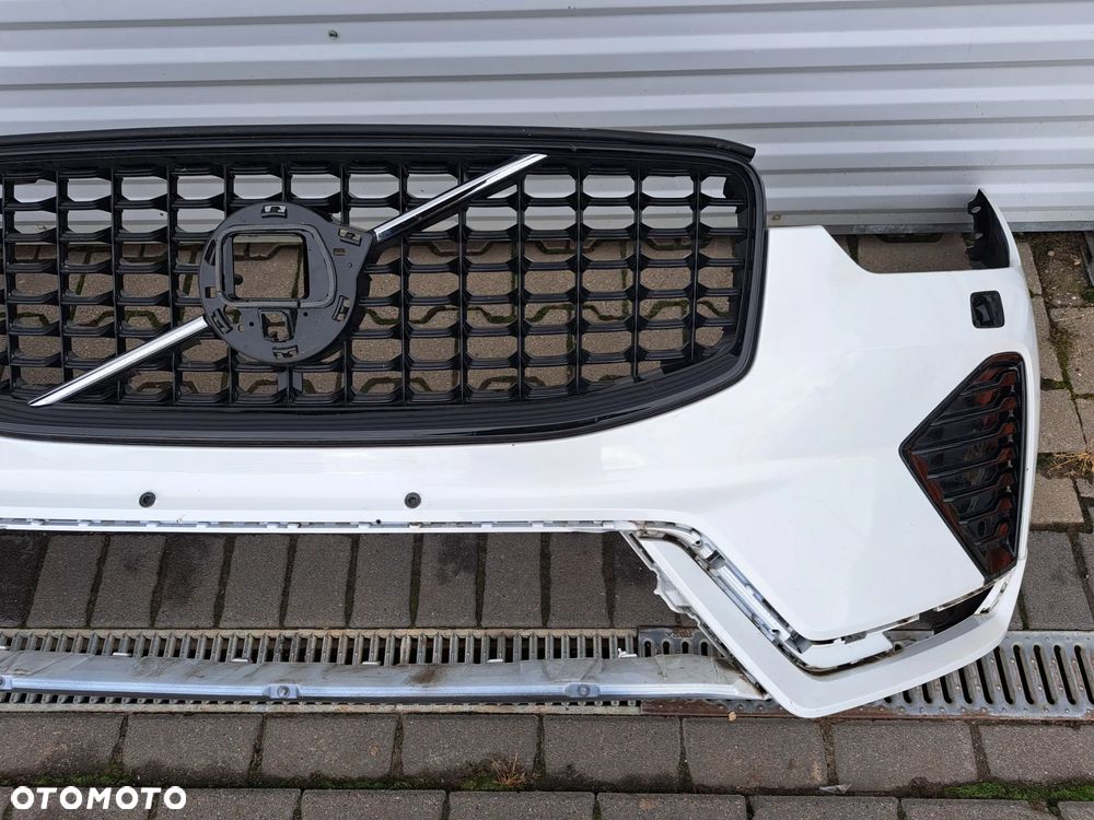 Zderzak przód przedni Volvo XC60 II LIFT R-DESIGN GRILL KRATKI - 5