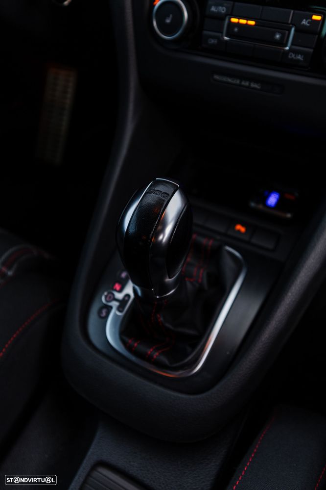 VW Golf 2.0 GTI DSG - 7