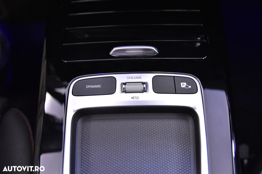 Mercedes-Benz CLA 250 e 8G-DCT AMG Line - 19