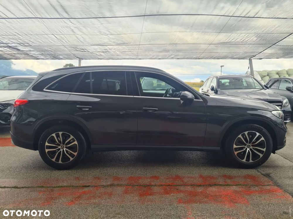 Mercedes-Benz GLC 200 d mHEV 4-Matic Avantgarde - 4