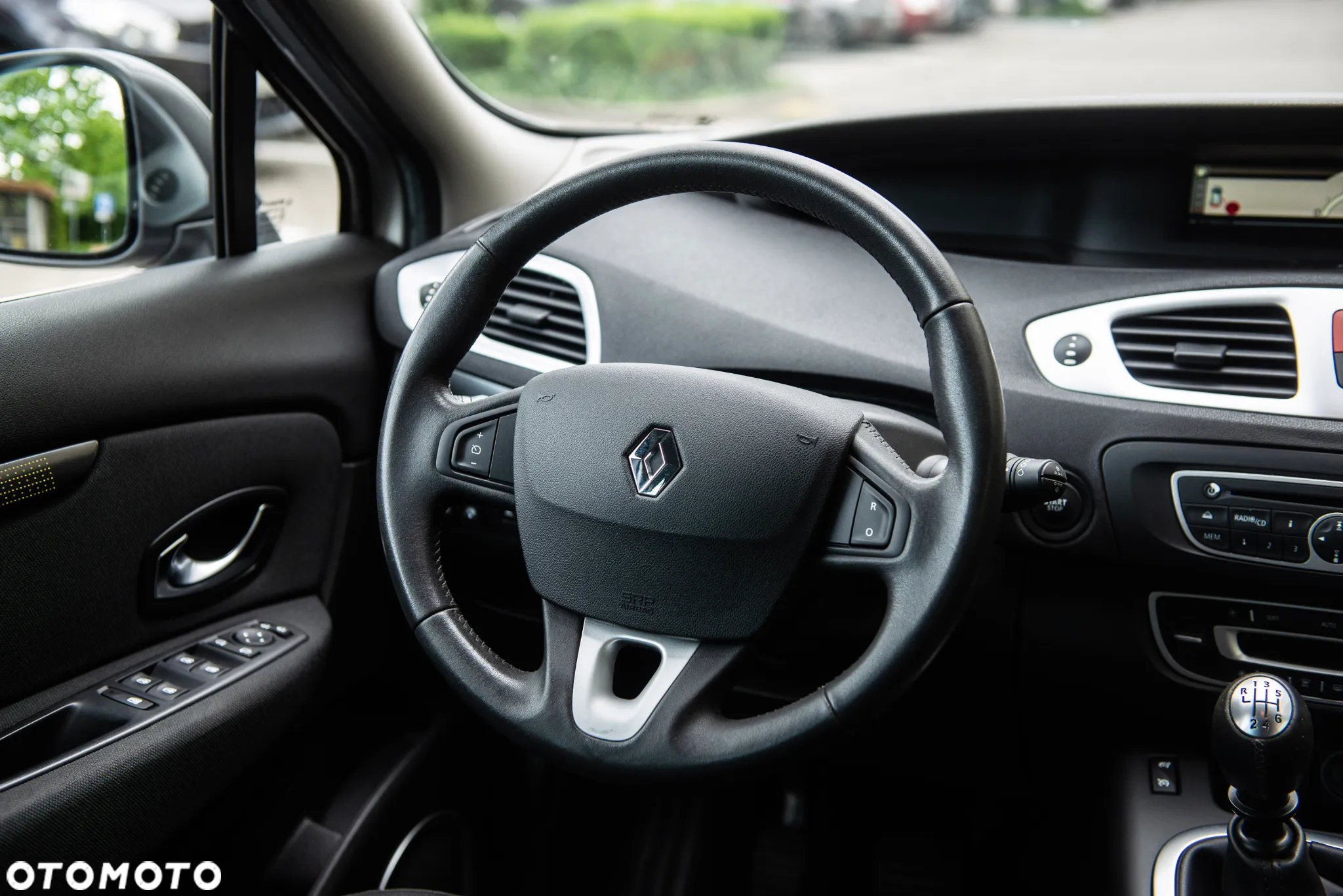Renault Scenic 1.9 dCi Emotion Plus - 27