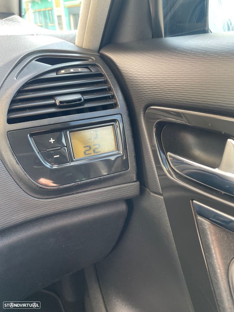 Citroën C4 Grand Picasso - 30