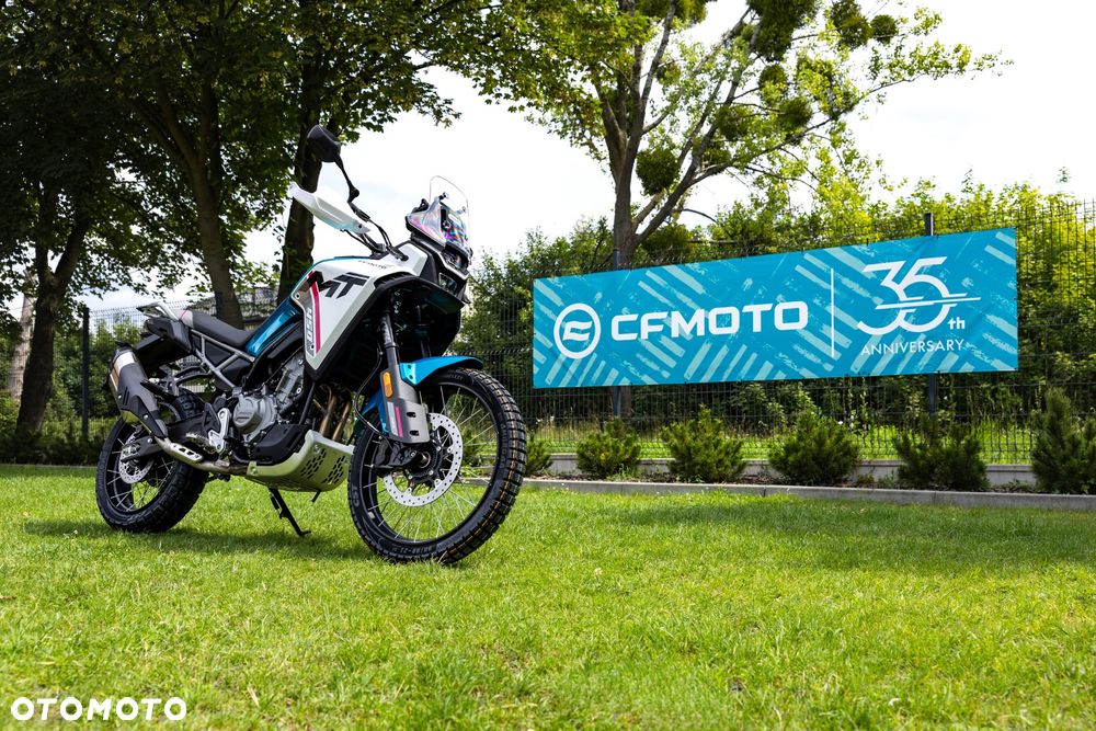 CFMoto MT - 2