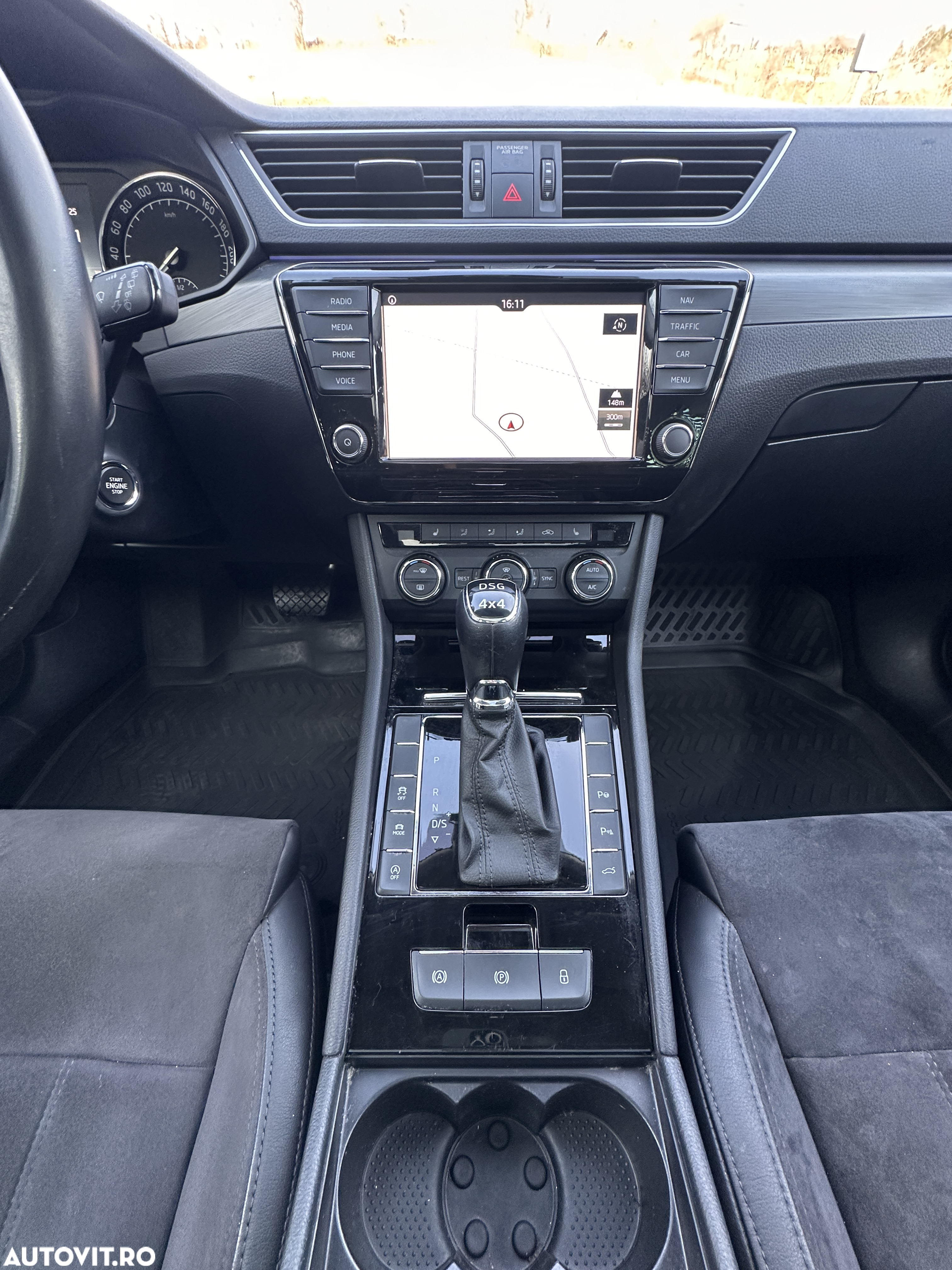 Skoda Superb 2.0 TDI 4X4 DSG Style - 12