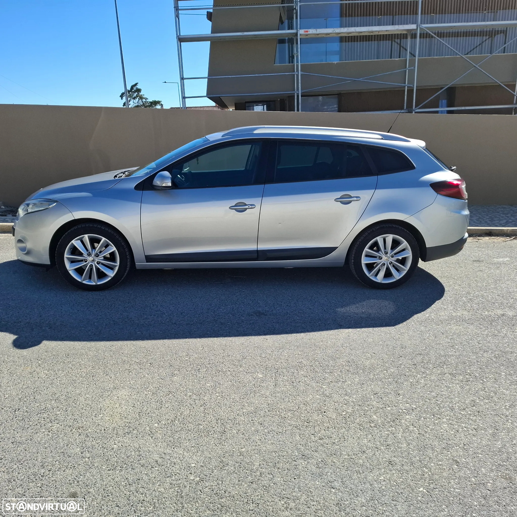 Renault Mégane 1.5 dCi Dynamique S - 2