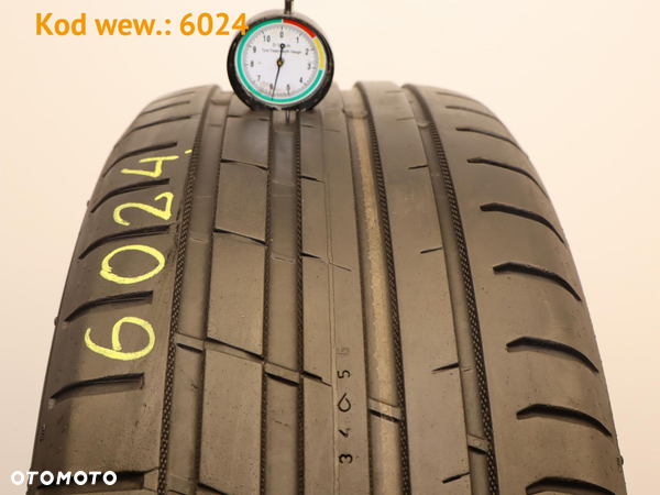 Nokian Powerproof - 215/55 R17