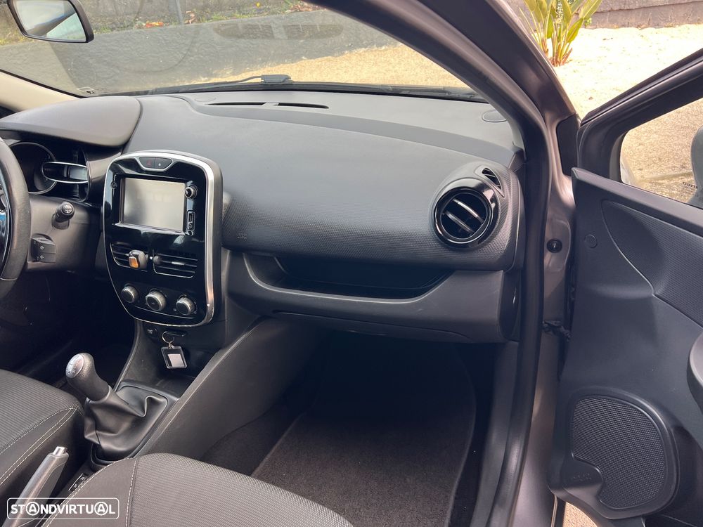 Renault Clio dCi 90 Dynamique - 29