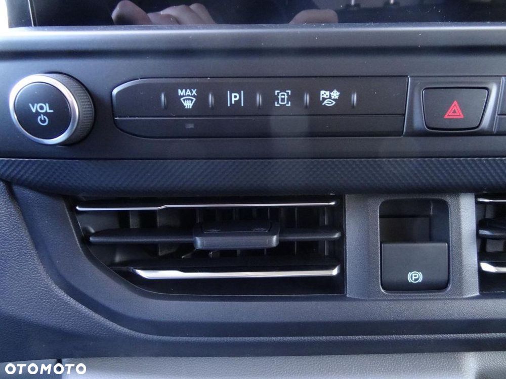 Ford Transit Custom Kombi 320 L2H1 Limited M1 - 13