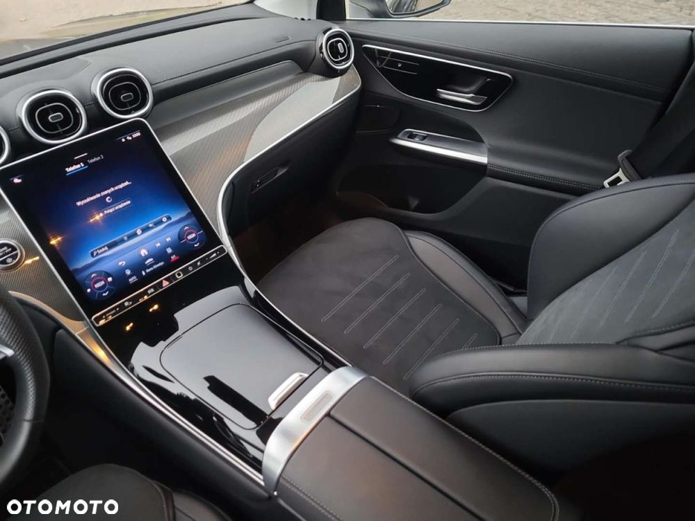 Mercedes-Benz GLC - 14