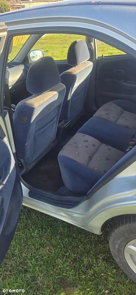 Mitsubishi Carisma - 6