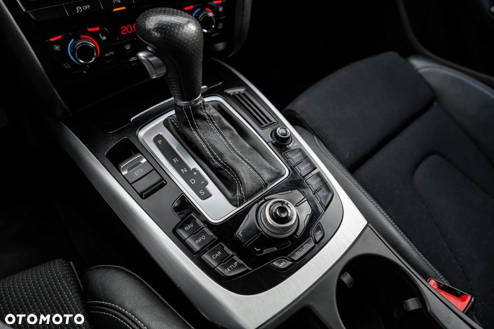 Audi A4 Avant 2.0 TFSI quattro S tronic S line Sportpaket - 38