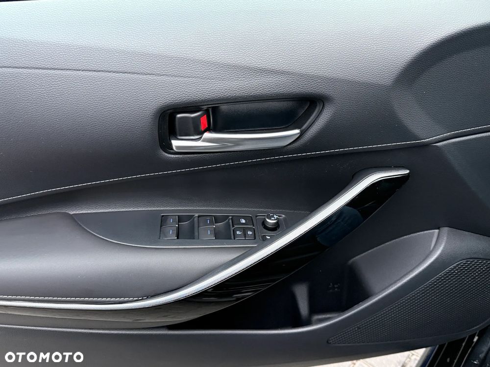 Toyota Corolla 1.8 Hybrid Executive - 22