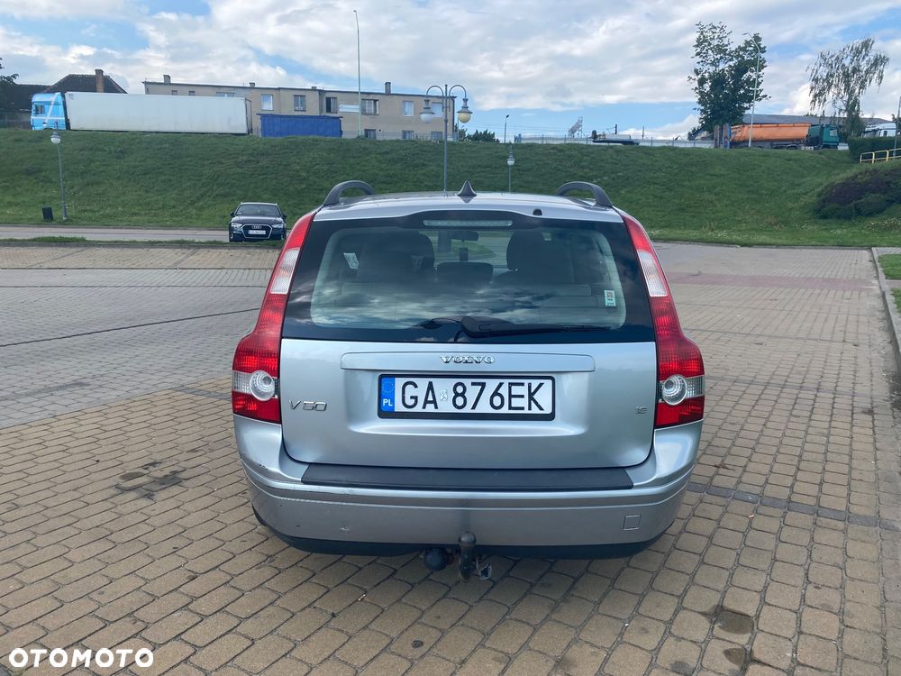 Volvo V50 - 4