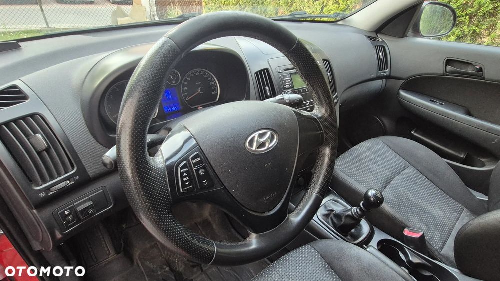 Hyundai i30 1.6 Classic - 14