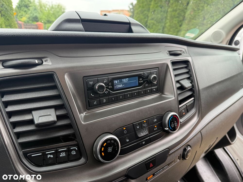 Ford Transit - 23