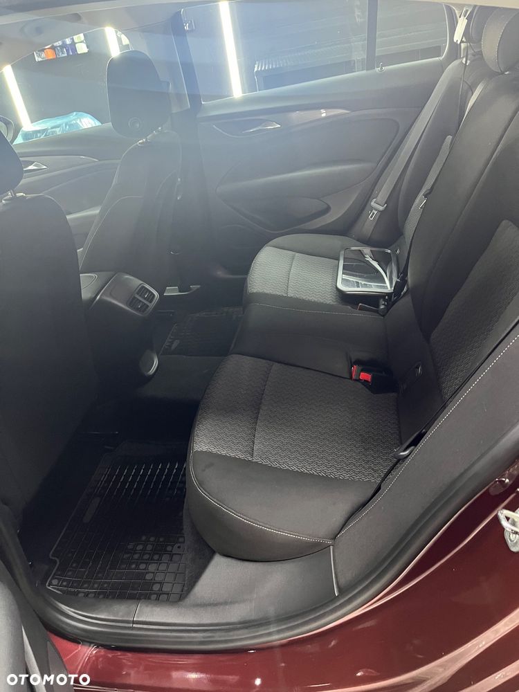 Opel Insignia 1.5 T Elite S&S - 6