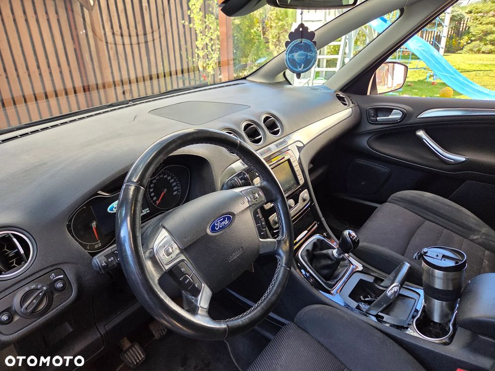 Ford S-Max 2.0 TDCi DPF Titanium - 35