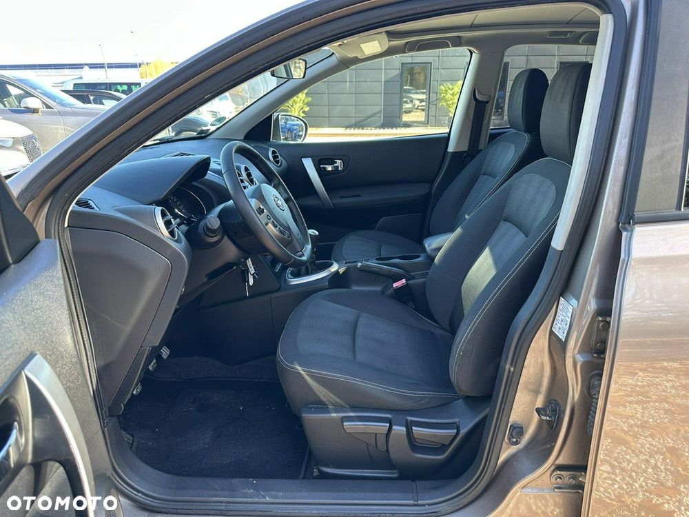 Nissan Qashqai - 13