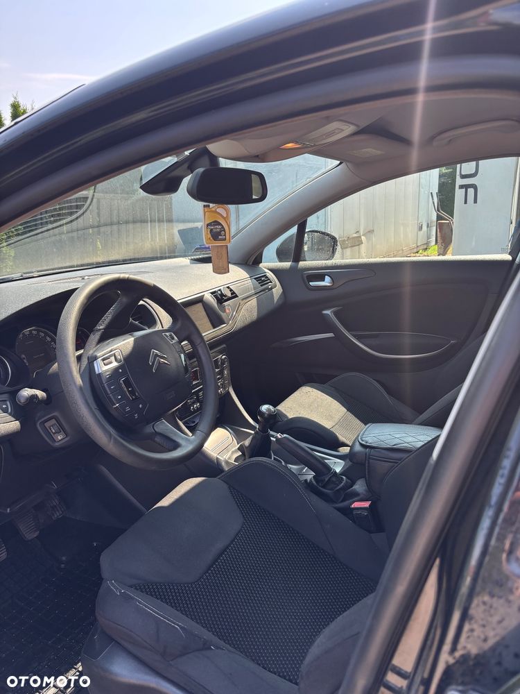 Citroën C5 1.6 HDi Attraction - 8