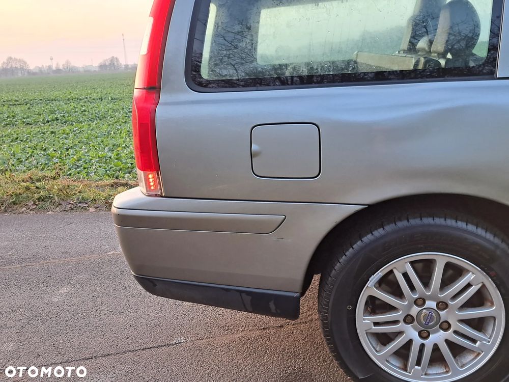 Volvo V70 2.4 Kinetic - 14