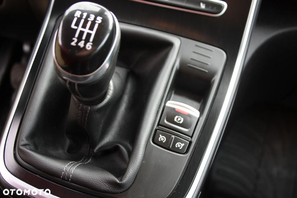 Renault Scenic ENERGY TCe 115 EXPERIENCE - 18