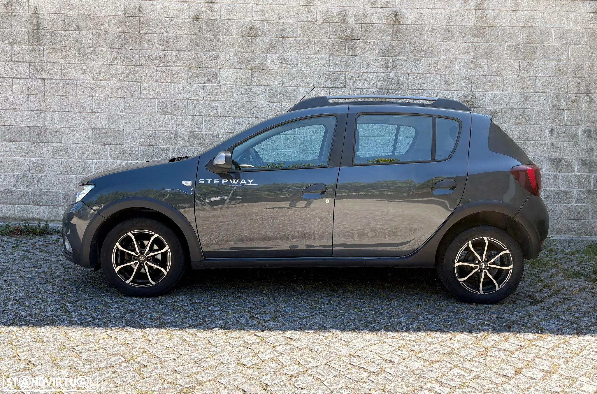 Dacia Sandero 0.9 TCe SL Stepway of Life - 25