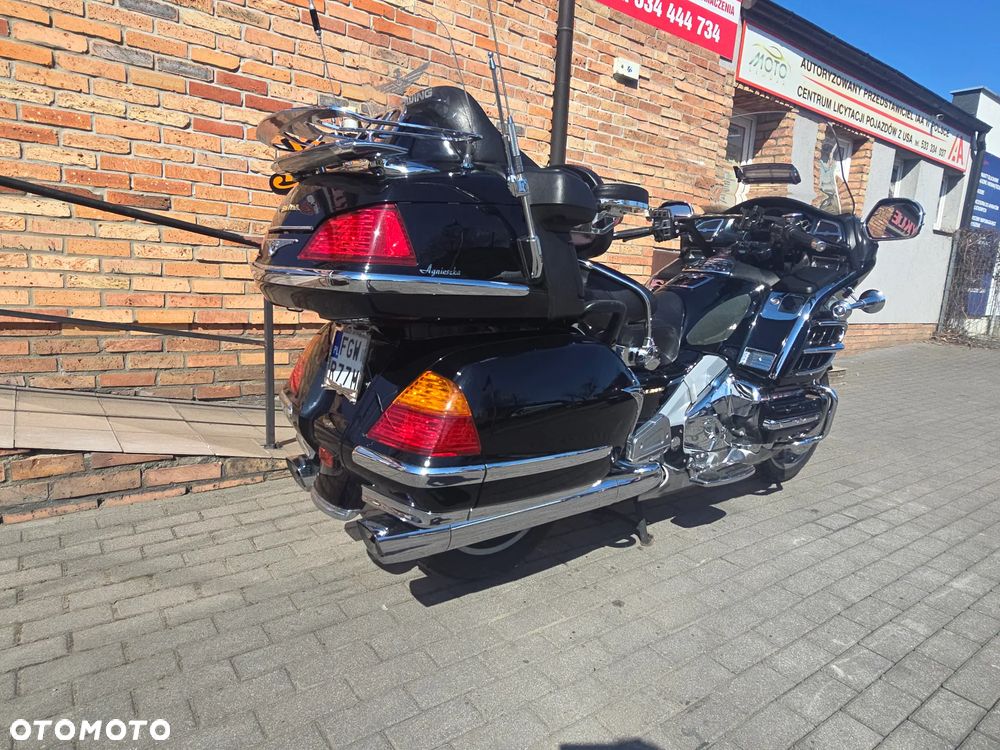 Honda GL - 8