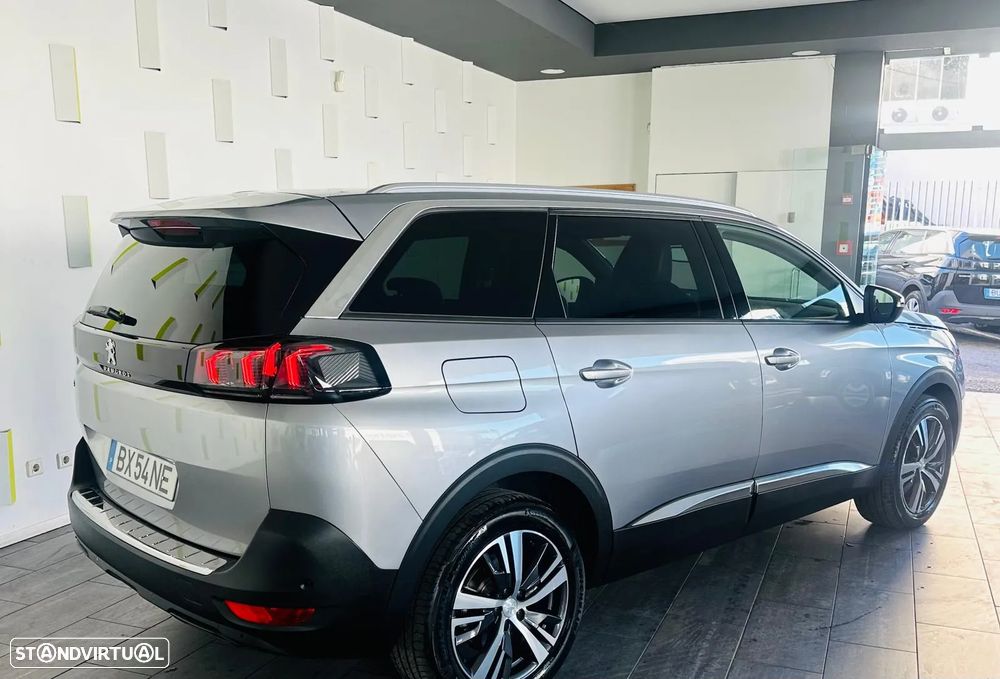 Peugeot 5008 1.6 Plug-in Hybrid Allure e-DCS7 - 9