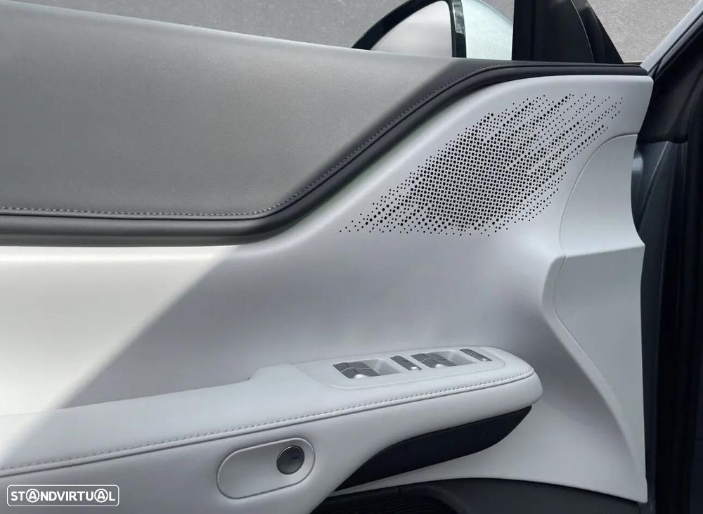 Xpeng G6 80.8 kWh Long Range - 18